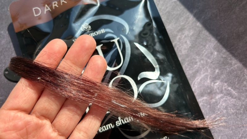 バランローズKURO（黒）クリームシャンプーの染毛効果を検証した毛束